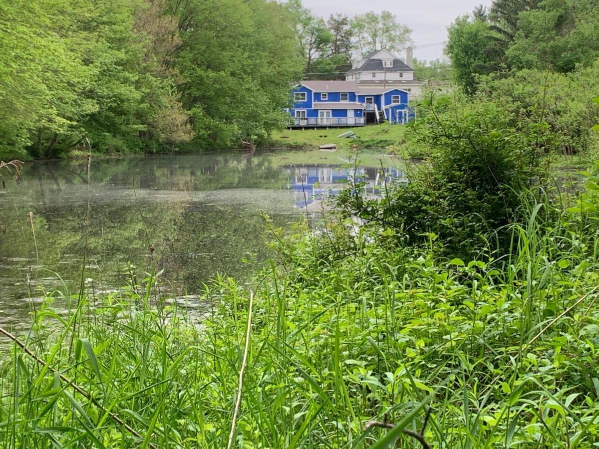 Gorgeous Poconos Springtime By The Lake! Henryville Exterior foto